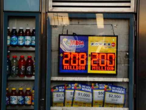 Two Powerball Tickets Sold in Illinois Worth $1 Million: Here’s Where They Were Purchased