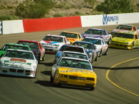 TSB Sends Investigators to St. Maarten After WestJet Plane Makes 'Hard Landing'