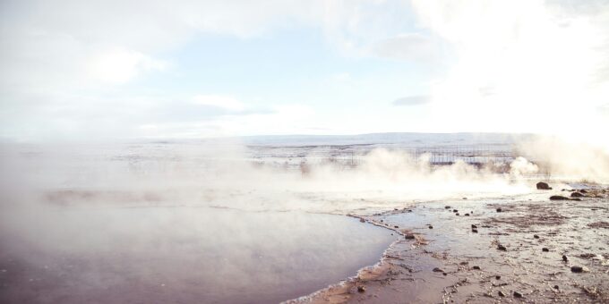 Discovering the Massive Geo-Hydrogen Source West of the Mussau Trench: A Breakthrough in Energy Research