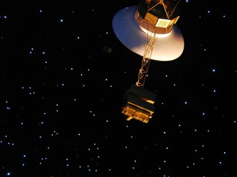 The 47-Year-Old Marvel: How Engineers are Keeping a 1970s Spacecraft Alive in Interstellar Space