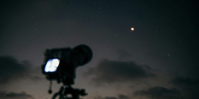10 Stunning Blood Moon Lunar Eclipse Photos You Missed Last Night