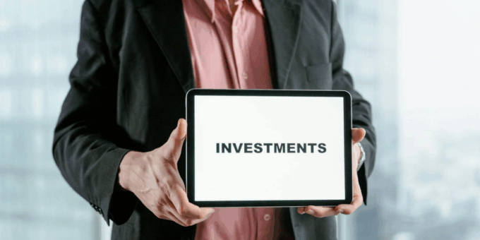 best tax-saving investments for 2026