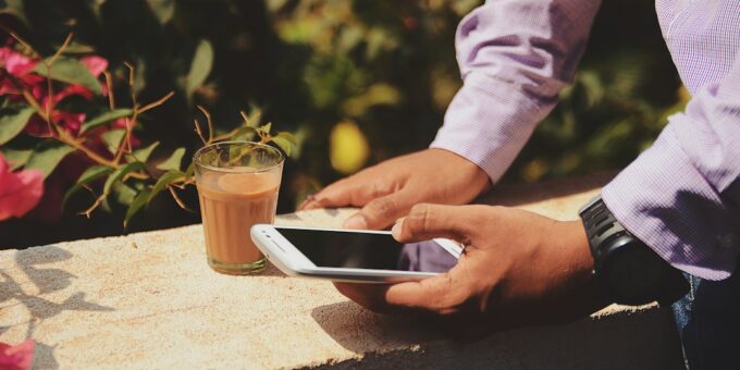 Extending Smartphone Lifespan: Practical Habits for Long-Term Device Health